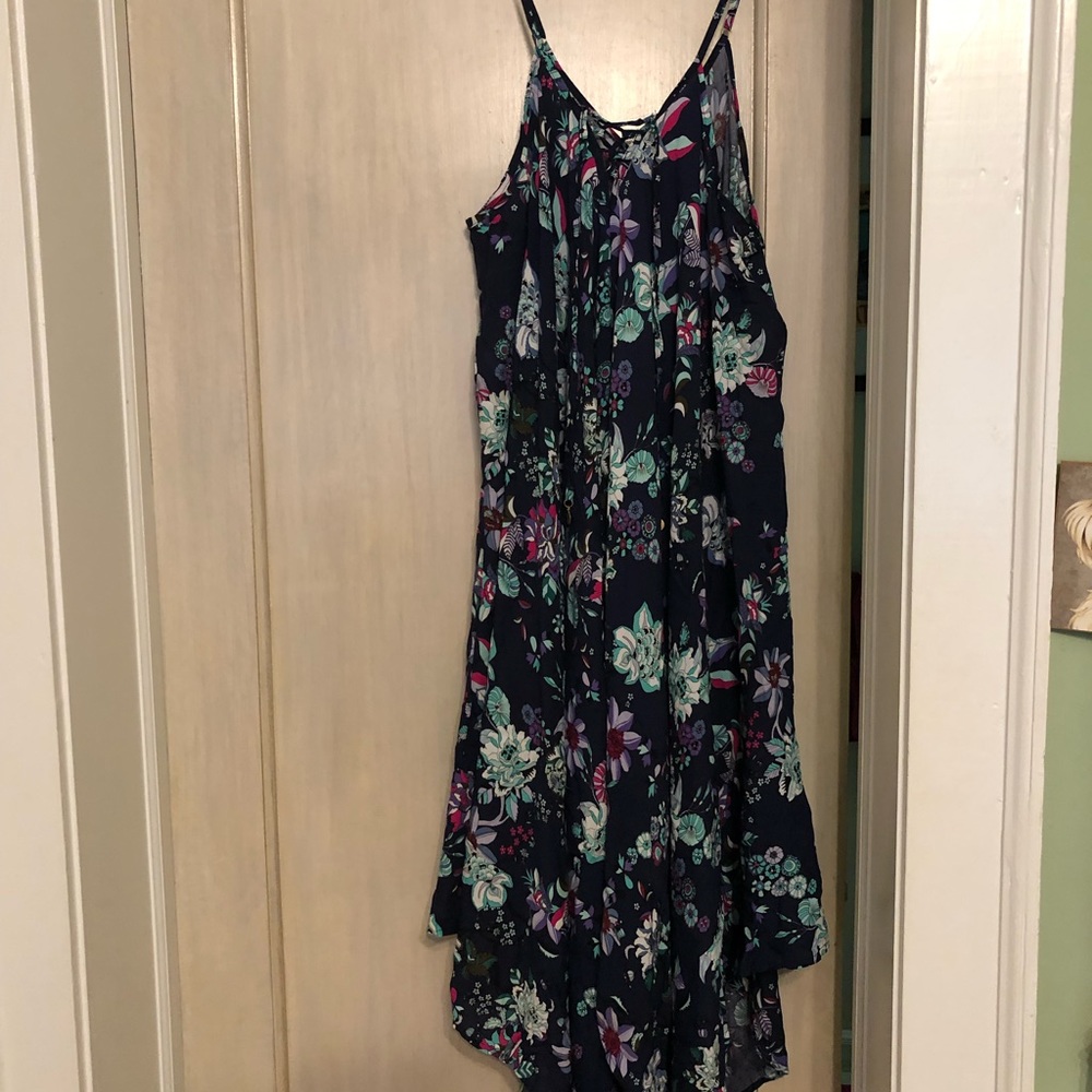 NWOT Jessica Simpson Cover Up Dress, Size Medium